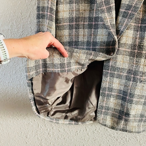 Vintage 90s Liz Claiborne The Villager Grey Plaid Jacket - Picture 6 of 14